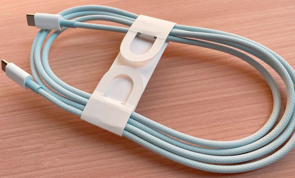 Una vez más, se dice que los cables USB-C del iPhone 15 están limitados a velocidades de transferencia USB 2.0