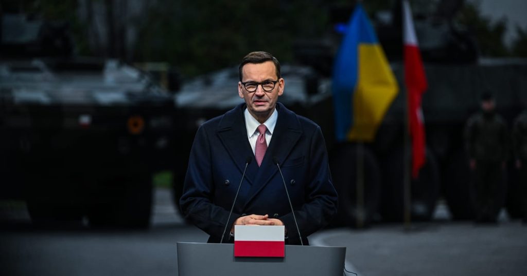 Polonia deja de enviar armas a Ucrania en medio de la guerra de cereales, dice Varsovia – Politico