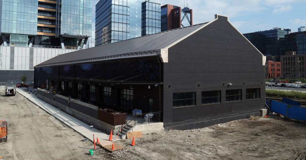 El edificio de la cervecería Guinness de Chicago vuelve al mercado