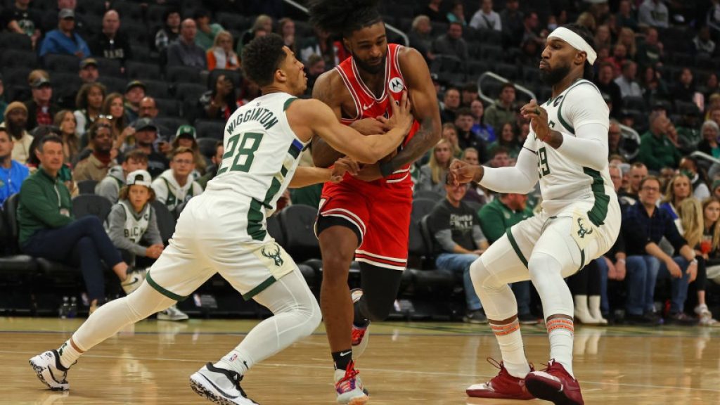 Los Bulls caen ante los Bucks en el primer partido de pretemporada – NBC Sports Chicago