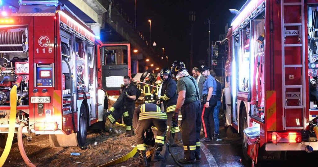 Un “horrible” accidente de autobús cerca de Venecia ha matado al menos a 21 personas, dijeron las autoridades italianas