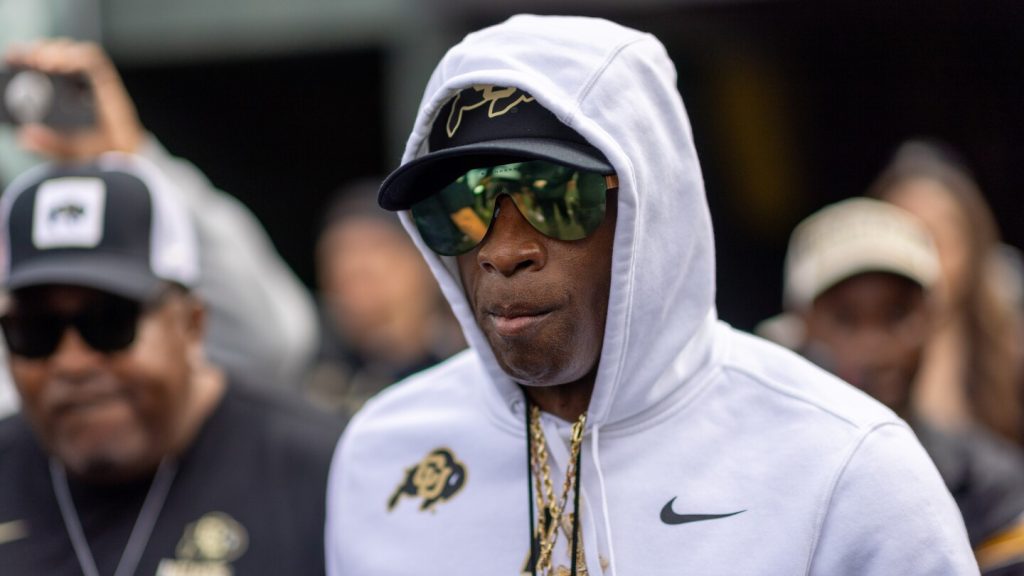 Deion Sanders quiere que la NCAA compense a los jugadores de Colorado después del robo del Rose Bowl