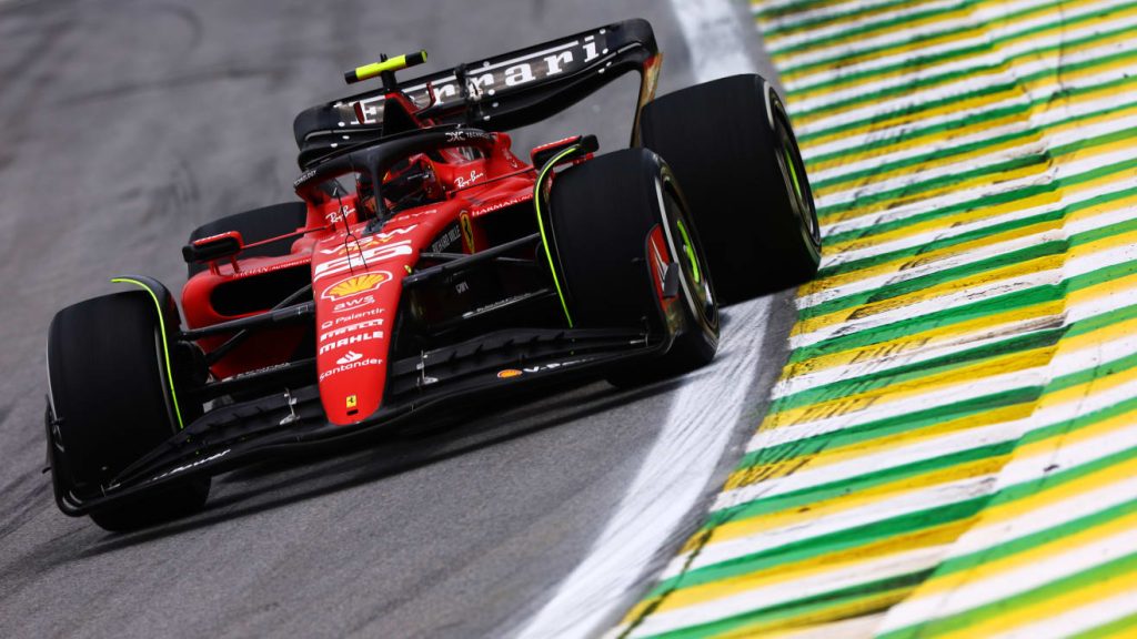 FP1: Sainz lidera a Leclerc y Russell mientras comienza el fin de semana Sprint en Sao Paulo