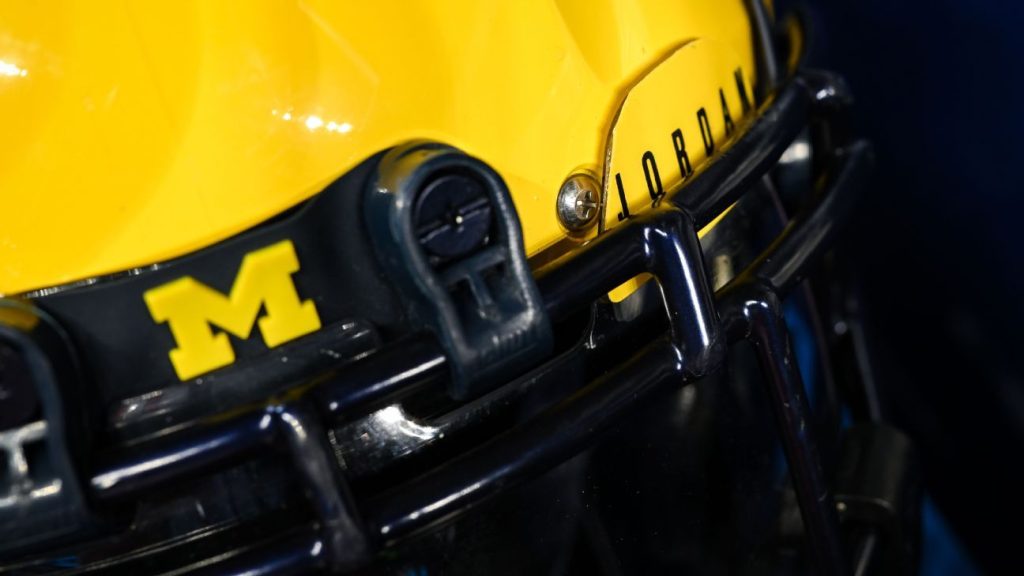 Fuentes: los entrenadores del Big Ten instan a tomar medidas contra Michigan de guardia