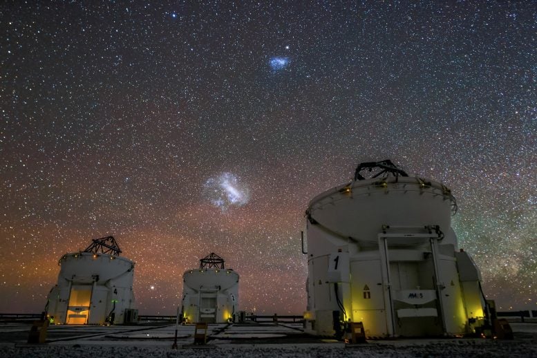 Telescopios auxiliares de la Nube de Magallanes VLT de ESO
