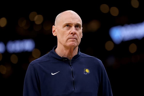 El entrenador de los Pacers, Rick Carlisle, promete venganza contra los Celtics después de la derrota del Juego 3: “Vamos tras ellos”