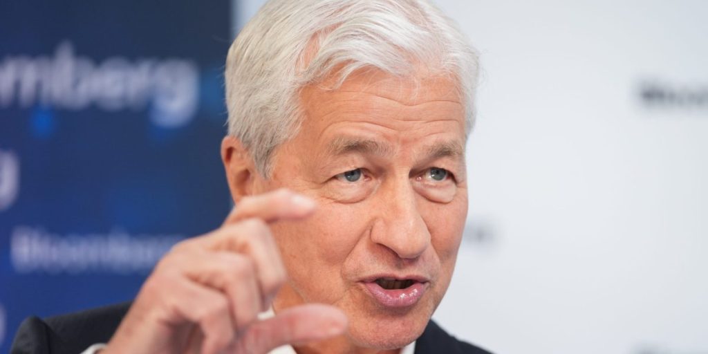 Jamie Dimon, director ejecutivo de JP Morgan: el gobernador de la Fed, Jerome Powell, puede subir los tipos de interés