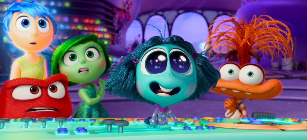 Inside Out 2 encabeza la taquilla mundial con 863 millones de dólares