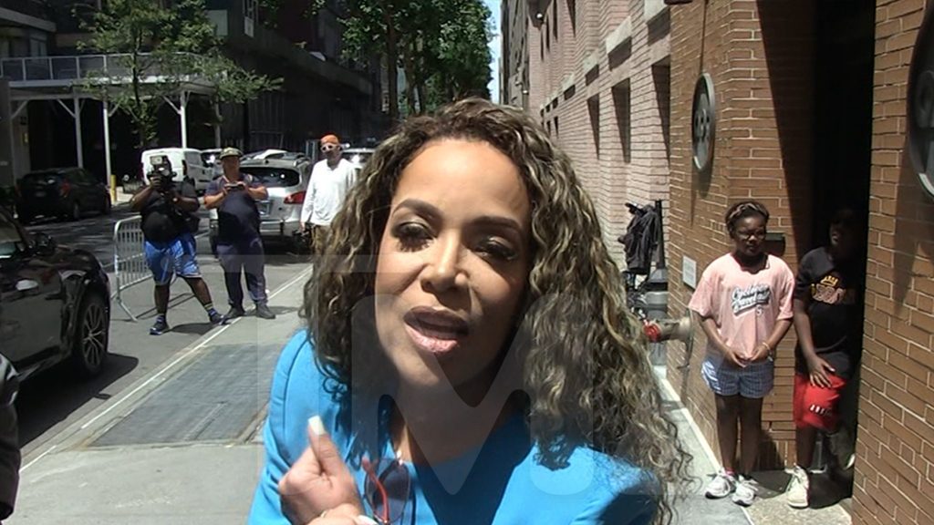 Sunny Hostin describe el anuncio volador de Jennifer López como exactamente igual a la película “Jenny From the Block”.