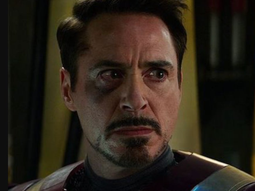 La estrella de Marvel, Robert Downey Jr., como Iron Man