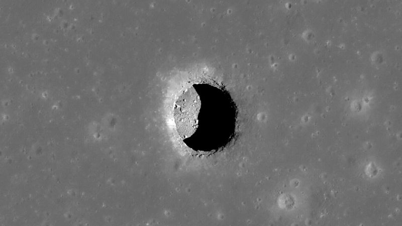 Los científicos confirman la existencia de la primera cueva lunar que podría ayudar a proteger a los astronautas de las temperaturas extremas de la luna