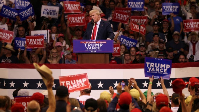 La campaña de Donald Trump interpreta “Titanic” de Celine Dion en Montana