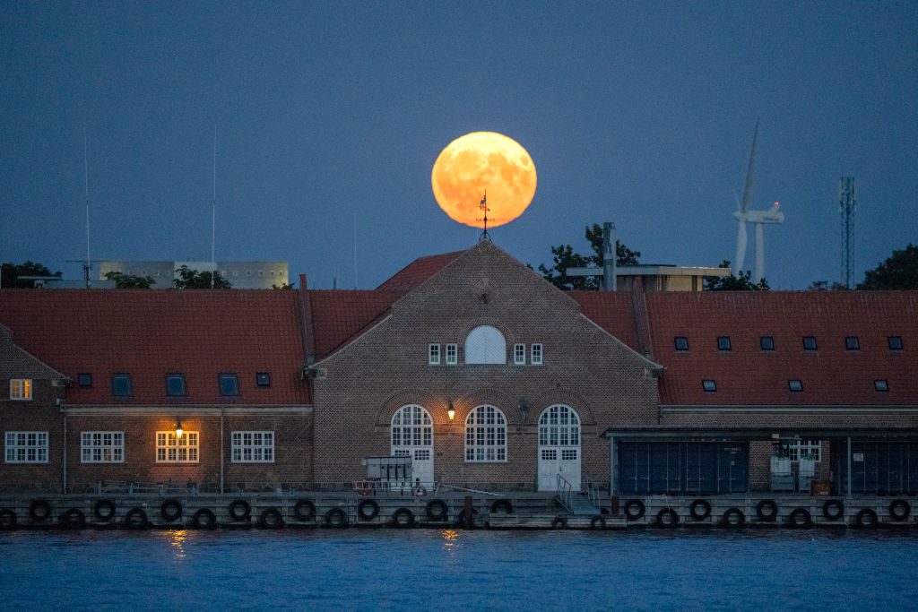 Superluna y Luna Azul 2024 las mejores imágenes de todo el mundo