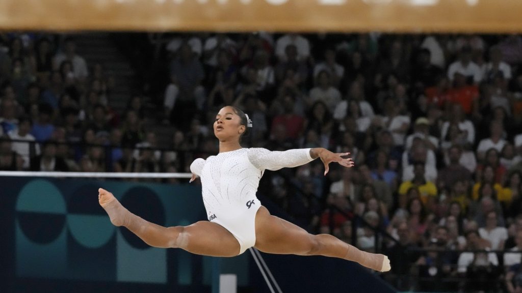 Es posible que la gimnasta estadounidense Jordan Chiles tenga que devolver la medalla de bronce olímpica tras fallo: NPR