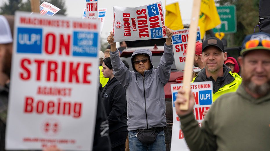 Los trabajadores de Boeing están en huelga