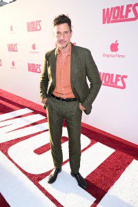 Simon Rex en el estreno de la película 