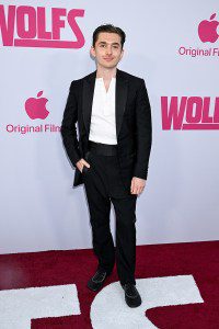 Austin Abrams en el estreno de la película. 