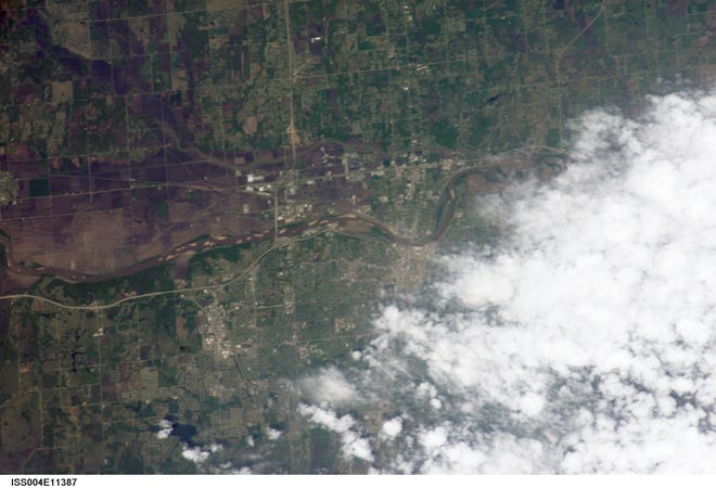 Una vista de Topeka y la agricultura circundante desde el espacio.