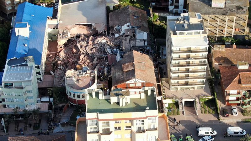 Colapso de hotel en Argentina: Personas quedan atrapadas bajo los escombros del edificio derrumbado en Villa Gesell